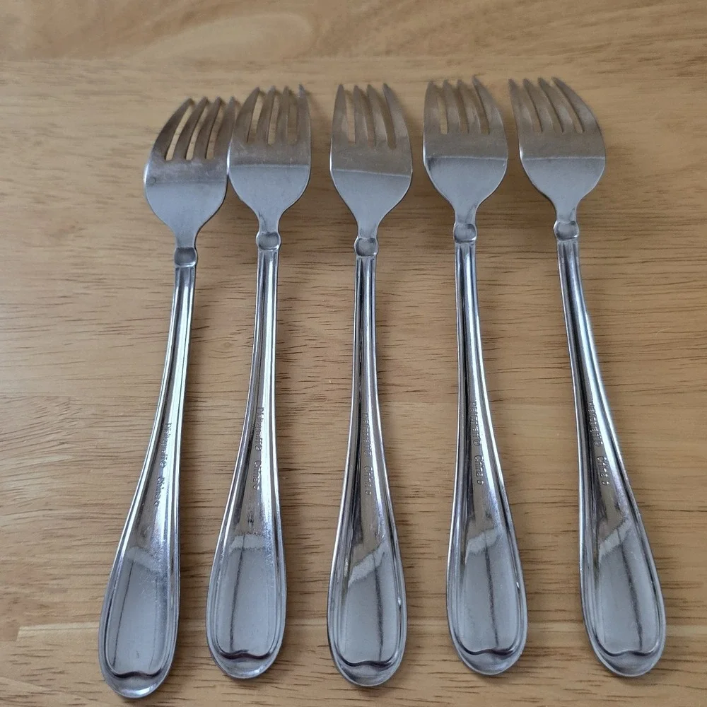 Pfaltzgraff Allure Stainless Dinner Forks 8